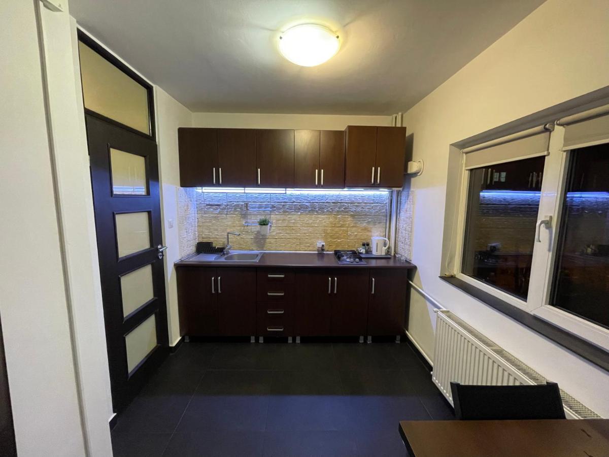 Sunset Luxury Apartment Near Unirii Square Bucarest Esterno foto