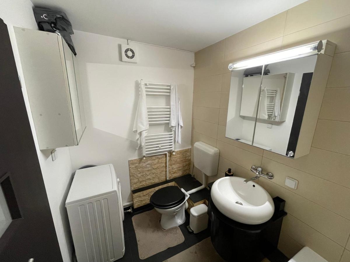 Sunset Luxury Apartment Near Unirii Square Bucarest Esterno foto